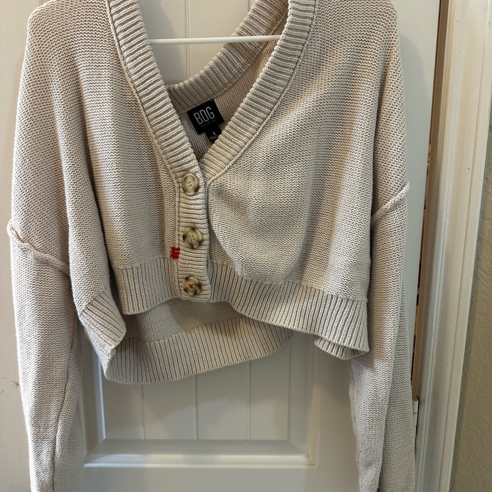 BDG Urban Outfitters Cream Cropped Cardigan